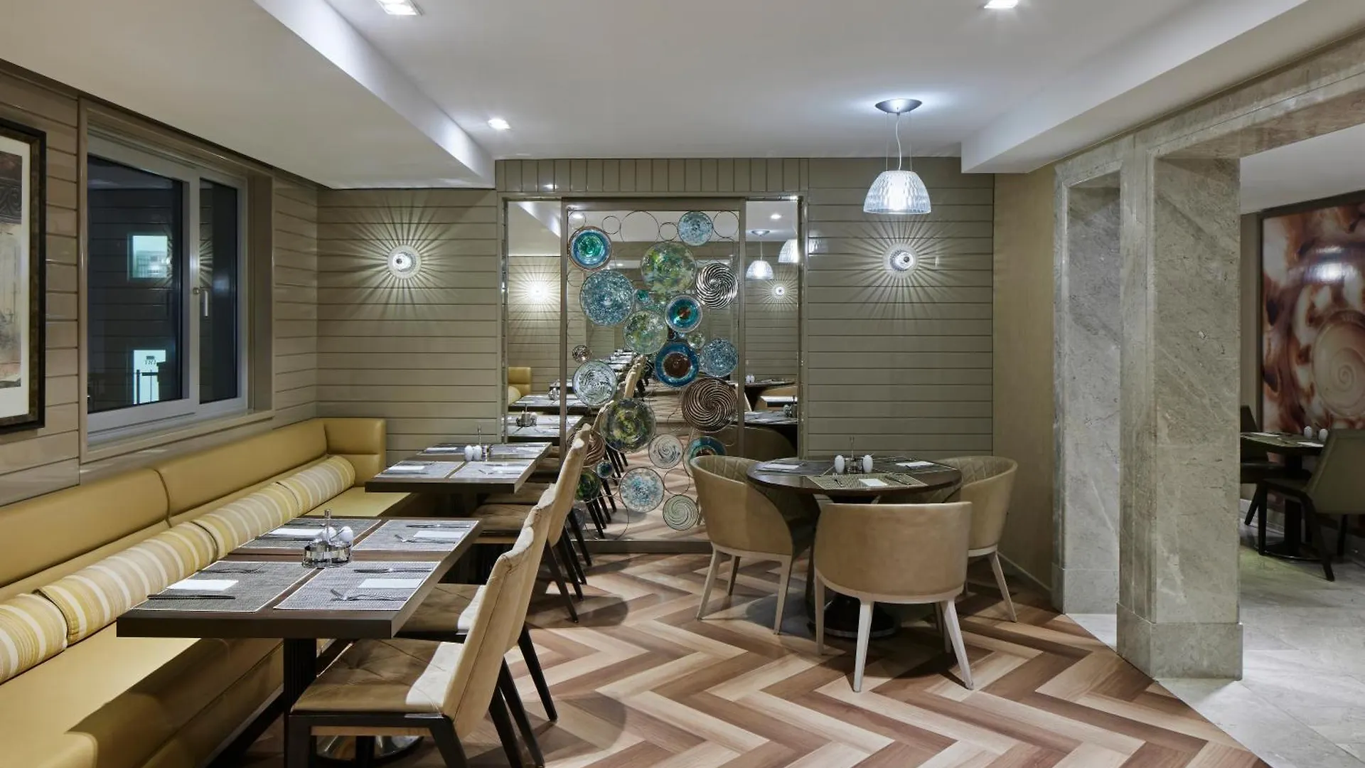 米特泰坦尼克康福特酒店 柏林